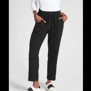 Athleta Metropolis Straight Leg Pant Size 14